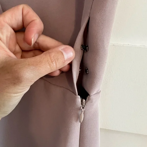 Babaton Phoenix dress size 4 - Picture 9 of 13